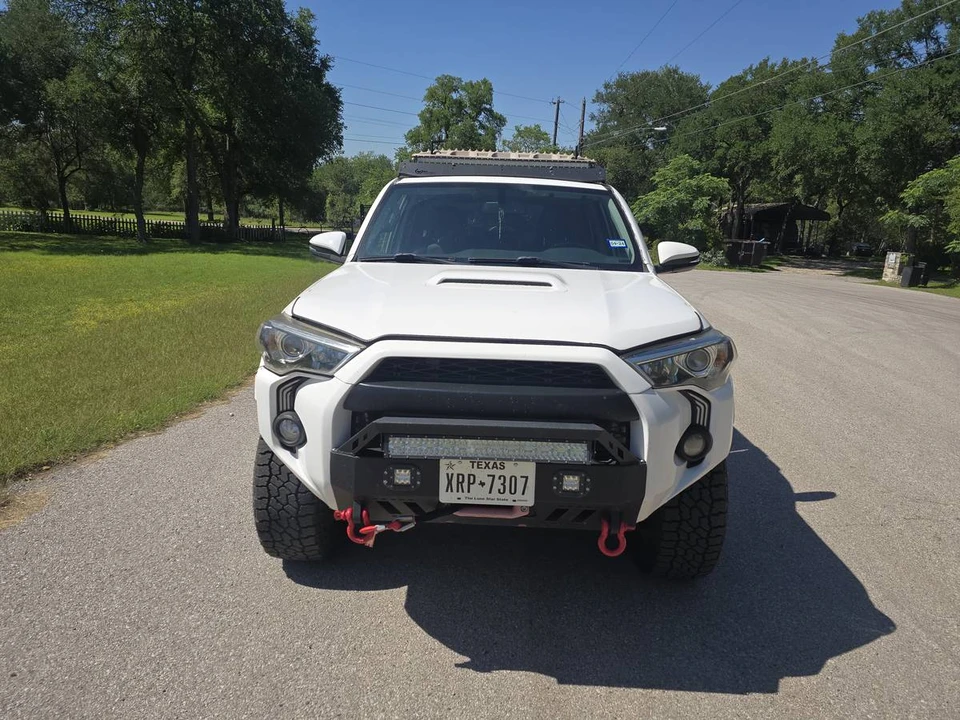 2018 Toyota 4Runner 5th Gen - Image 11 of 17