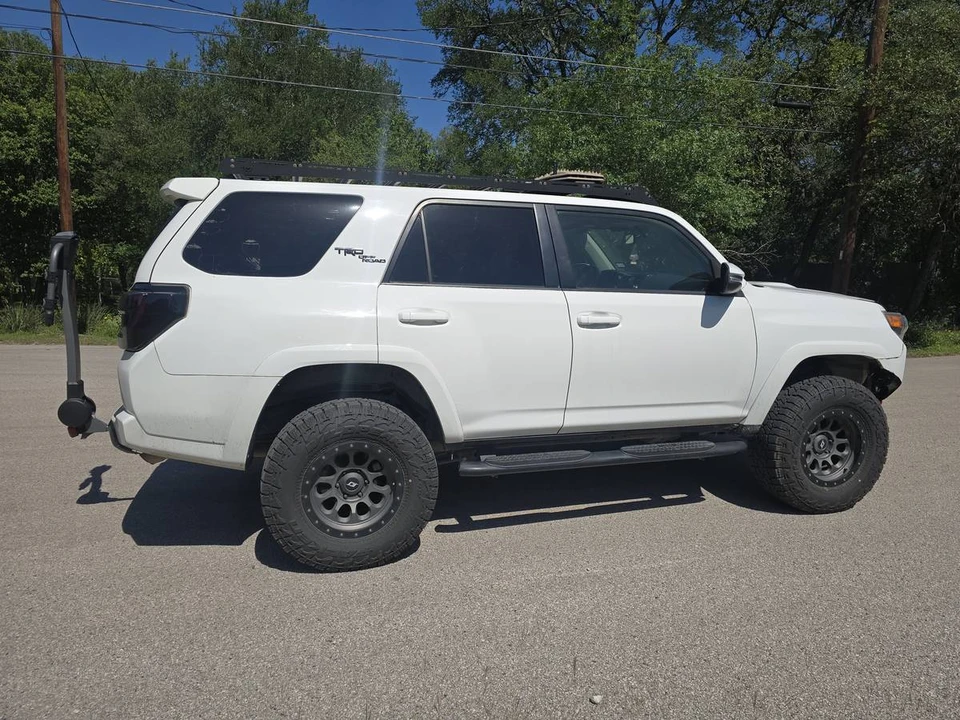 2018 Toyota 4Runner 5th Gen - Image 4 of 17
