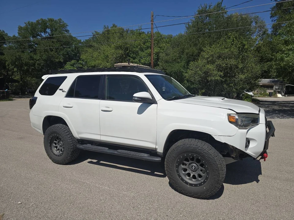 2018 Toyota 4Runner 5th Gen - Image 2 of 17