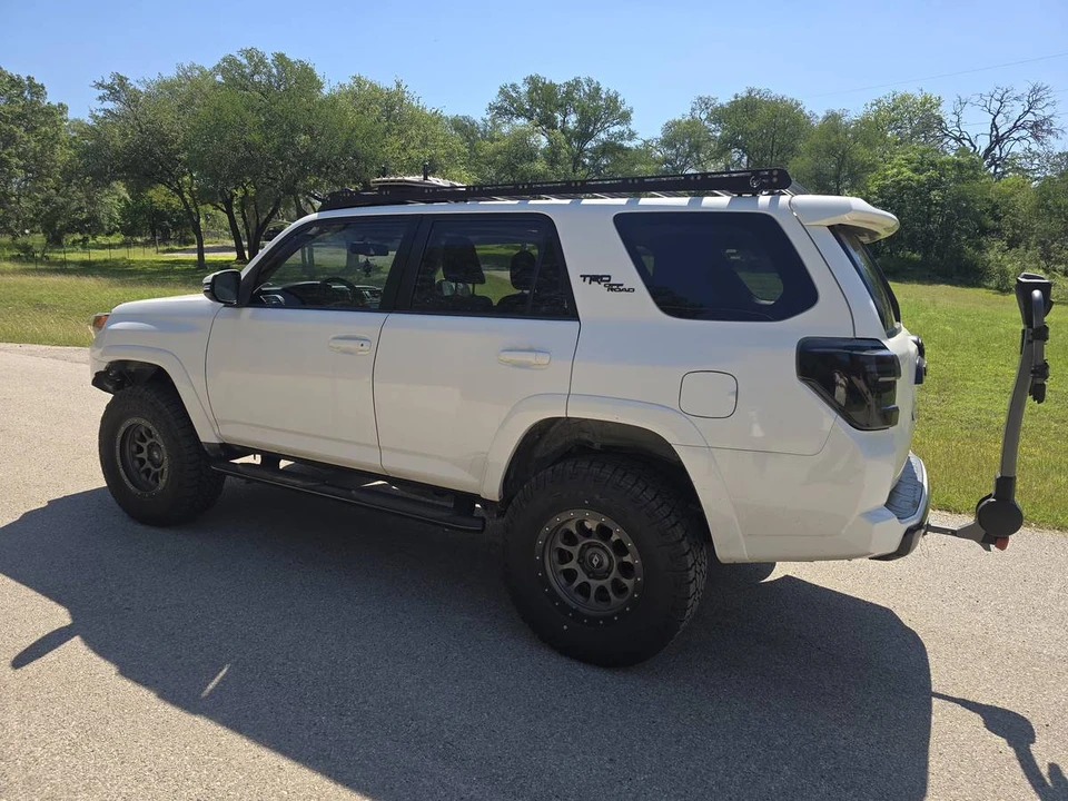2018 Toyota 4Runner 5th Gen - Image 7 of 17