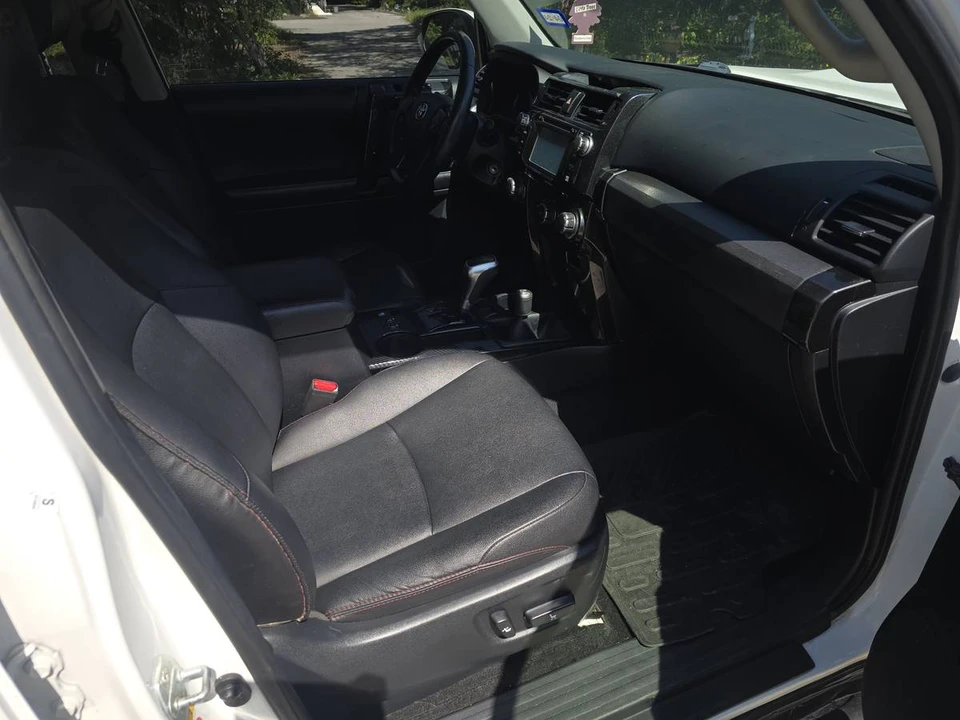 2018 Toyota 4Runner 5th Gen - Image 12 of 17