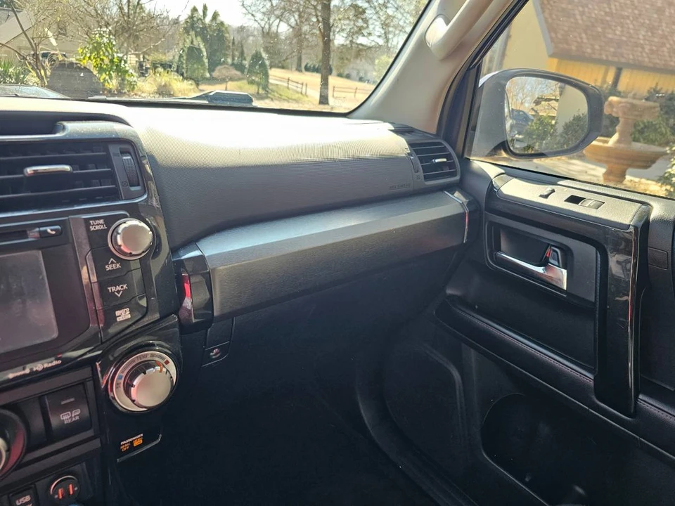 2018 Toyota 4Runner 5th Gen - Image 12 of 12