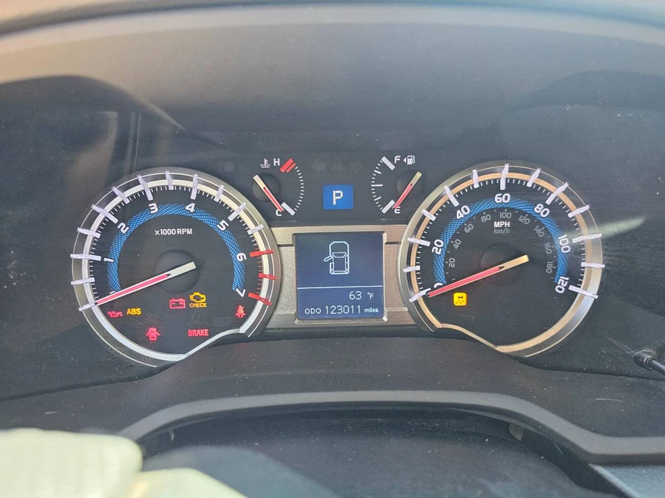 2018 Toyota 4Runner 5th Gen - Image 10 of 12