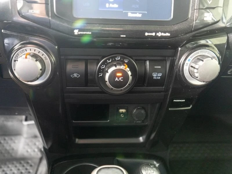2018 Toyota 4Runner 5th Gen - Image 18 of 19
