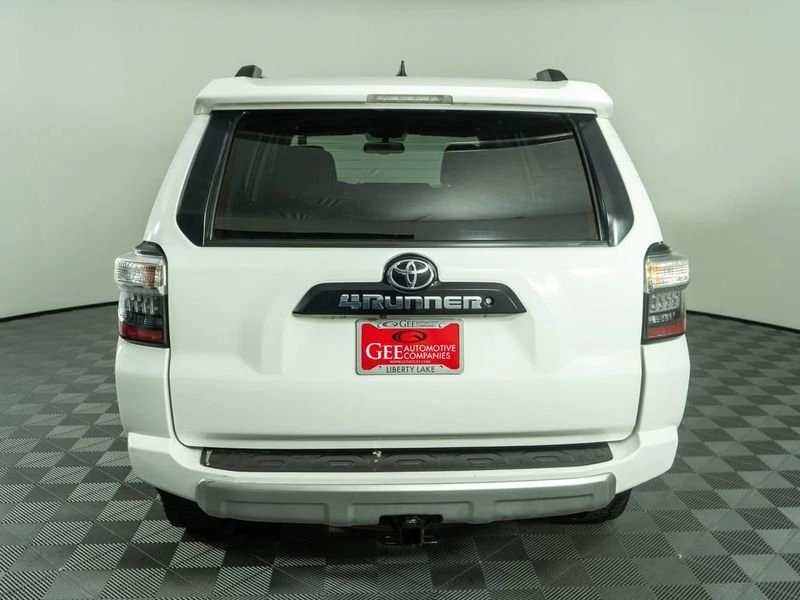 2018 Toyota 4Runner 5th Gen - Image 4 of 19
