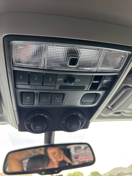 2018 Toyota 4Runner 5th Gen - Image 10 of 12