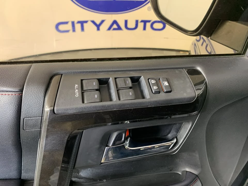 2018 Toyota 4Runner 5th Gen - Image 14 of 20