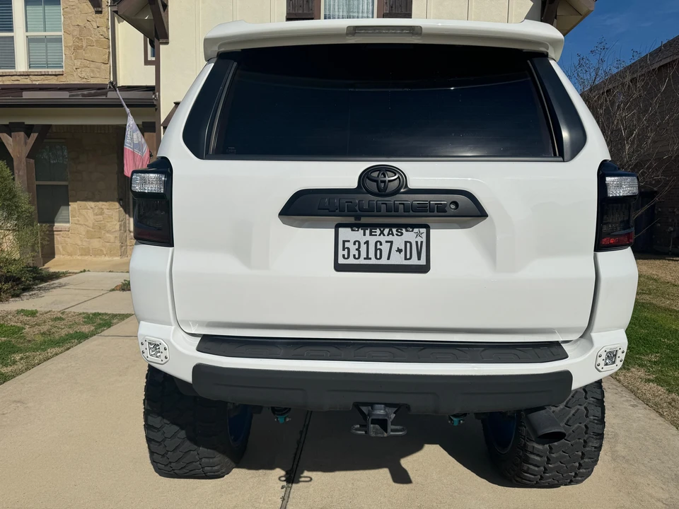 2018 Toyota 4Runner 5th Gen - Image 14 of 31