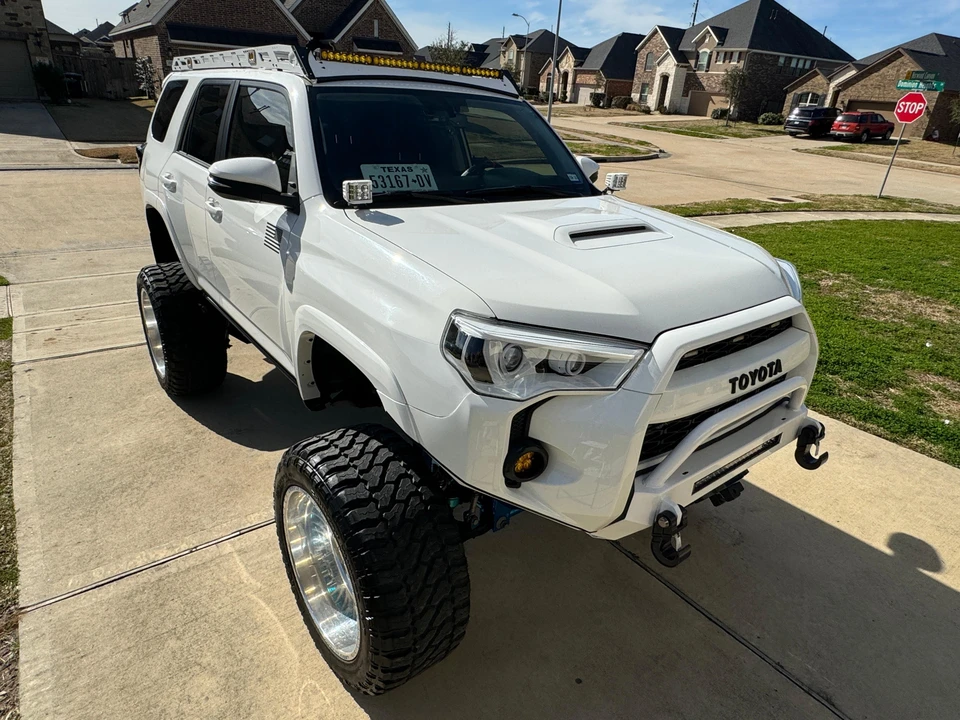 2018 Toyota 4Runner 5th Gen - Image 21 of 31