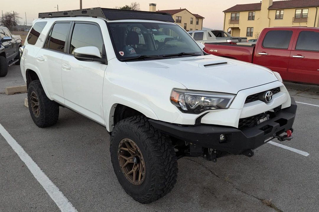 2018 Toyota 4Runner 5th Gen - Image 4 of 31