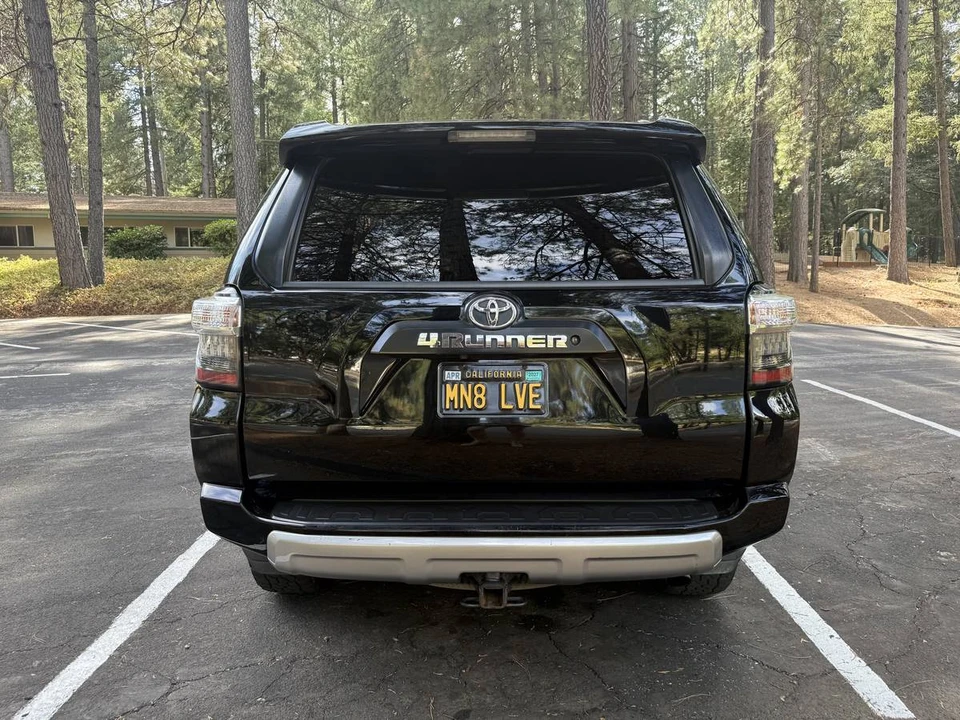 2018 Toyota 4Runner 5th Gen - Image 10 of 16