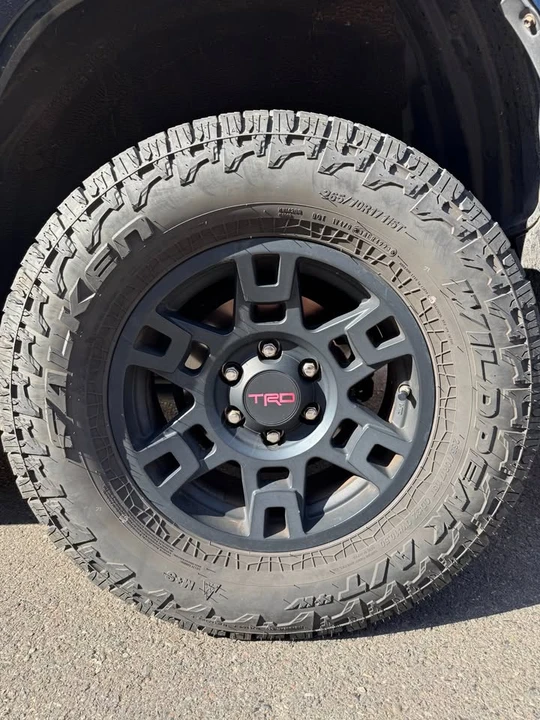 2018 Toyota 4Runner 5th Gen - Image 5 of 15