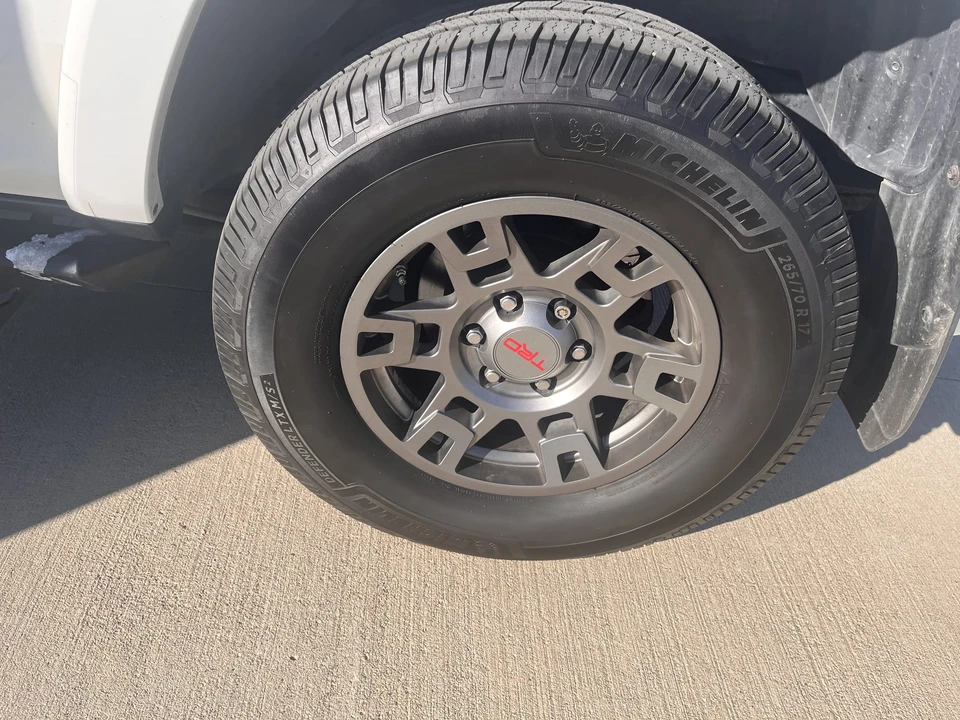 2018 Toyota 4Runner 5th Gen - Image 30 of 31