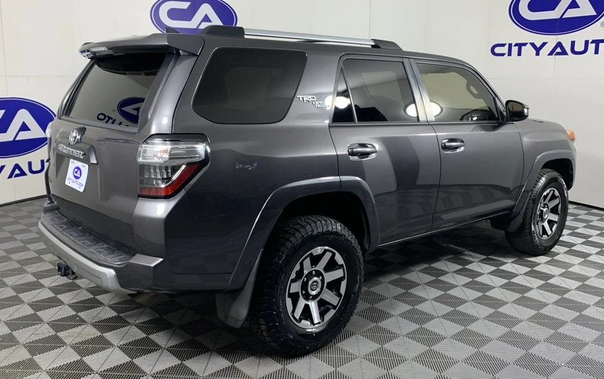 2018 Toyota 4Runner 5th Gen - Image 10 of 12
