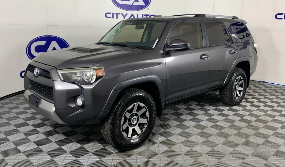 2018 Toyota 4Runner 5th Gen - Image 9 of 12