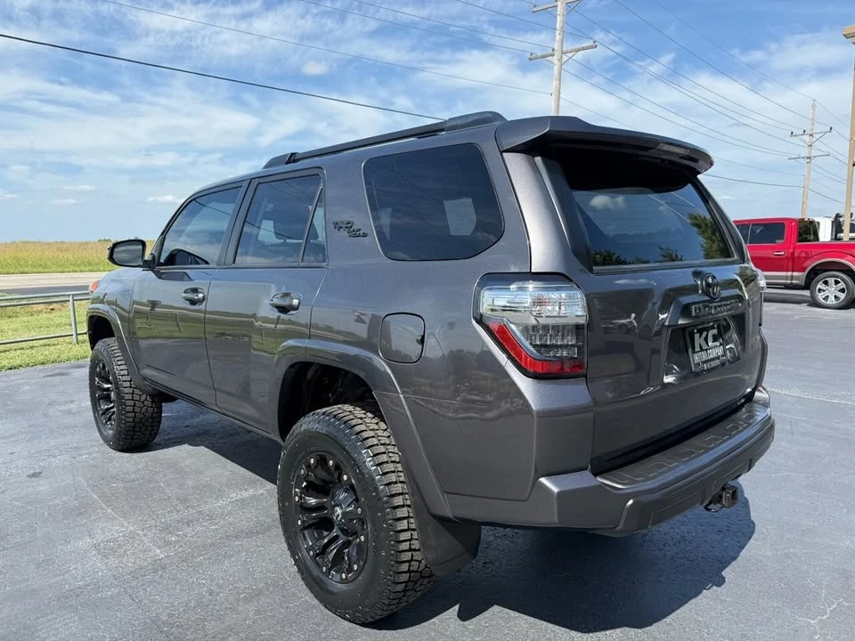 2018 Toyota 4Runner 5th Gen - Image 9 of 20