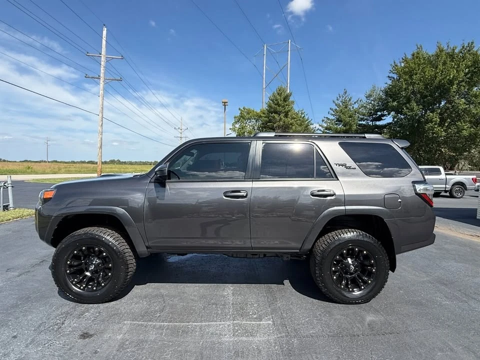 2018 Toyota 4Runner 5th Gen - Image 3 of 20