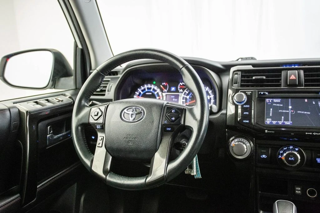 2018 Toyota 4Runner 5th Gen - Image 4 of 12
