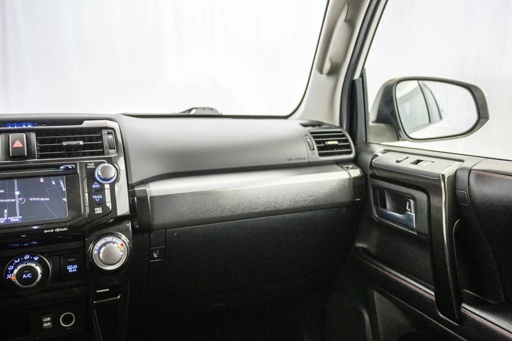 2018 Toyota 4Runner 5th Gen - Image 5 of 12