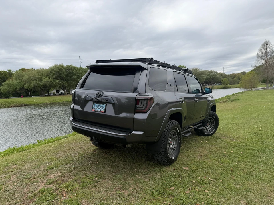 2018 Toyota 4Runner 5th Gen - Image 14 of 31