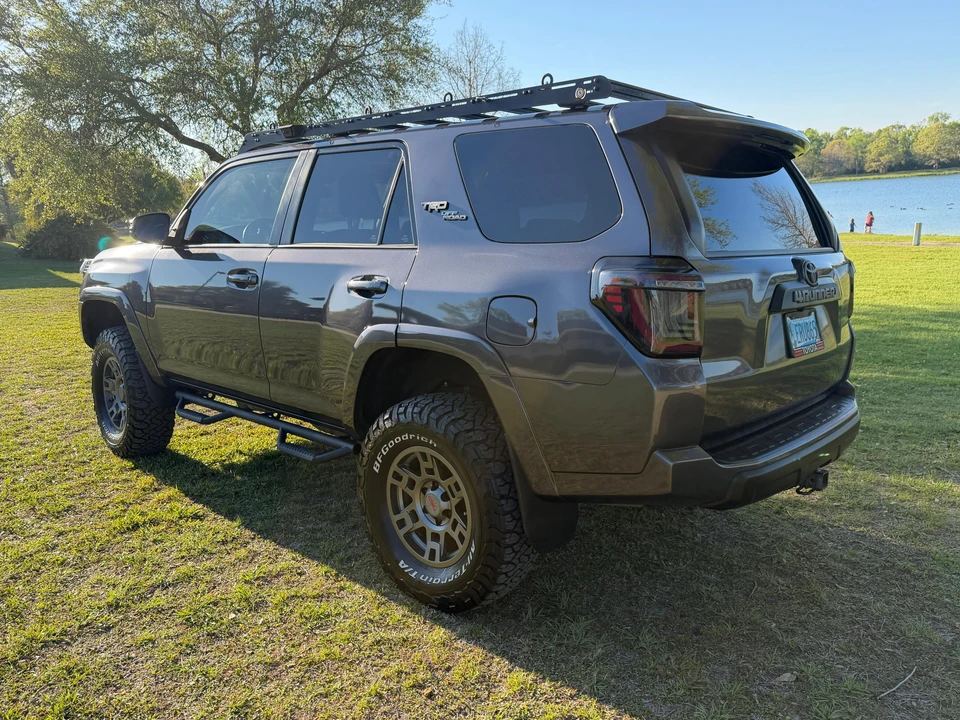 2018 Toyota 4Runner 5th Gen - Image 13 of 31