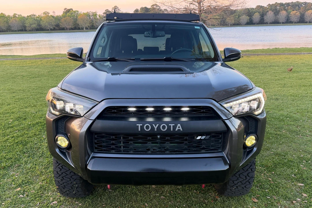 2018 Toyota 4Runner 5th Gen - Image 2 of 31