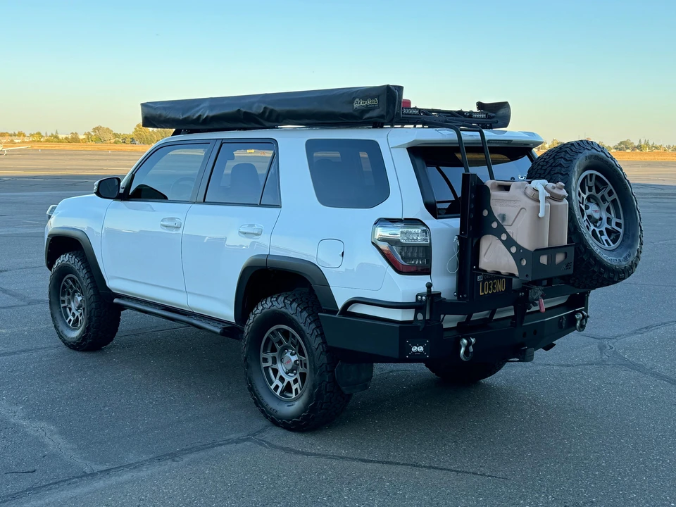 2018 Toyota 4Runner 5th Gen - Image 12 of 31