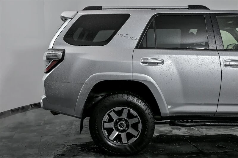2018 Toyota 4Runner 5th Gen - Image 11 of 21