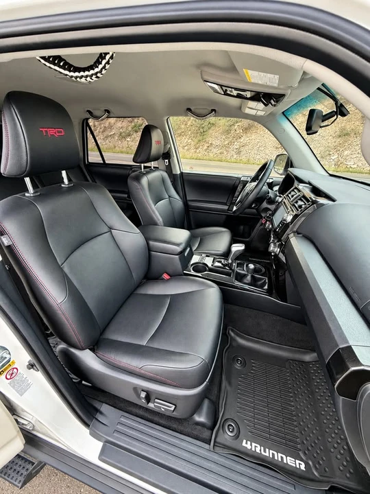 2018 Toyota 4Runner 5th Gen - Image 11 of 16