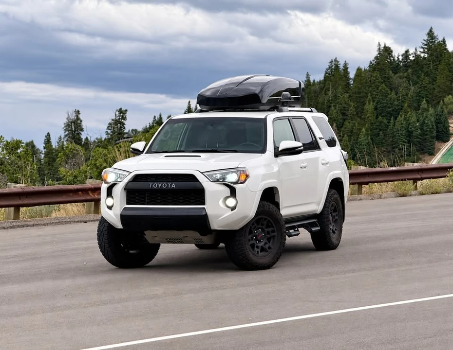 2018 Toyota 4Runner 5th Gen - Image 2 of 16