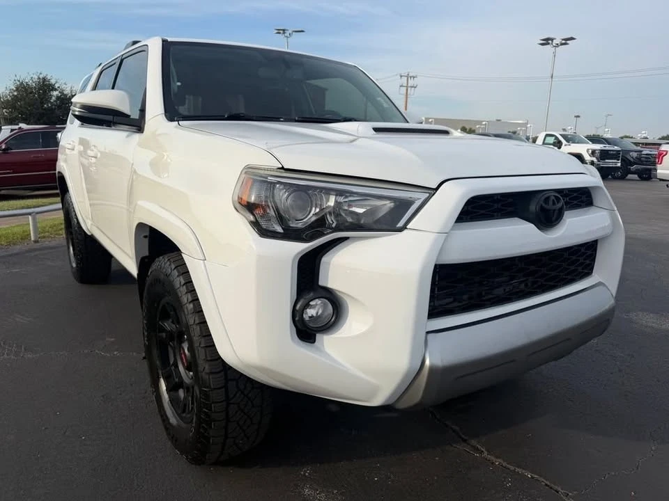 2018 Toyota 4Runner 5th Gen - Image 4 of 16