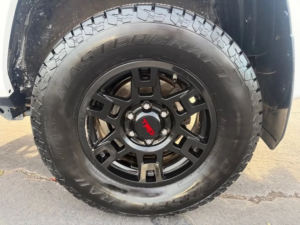 2018 Toyota 4Runner 5th Gen - Image 4 of 20
