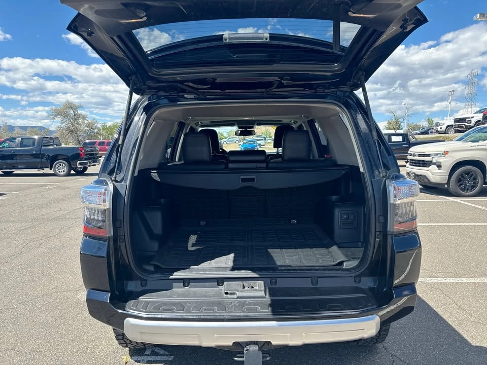 2018 Toyota 4Runner 5th Gen - Image 9 of 11