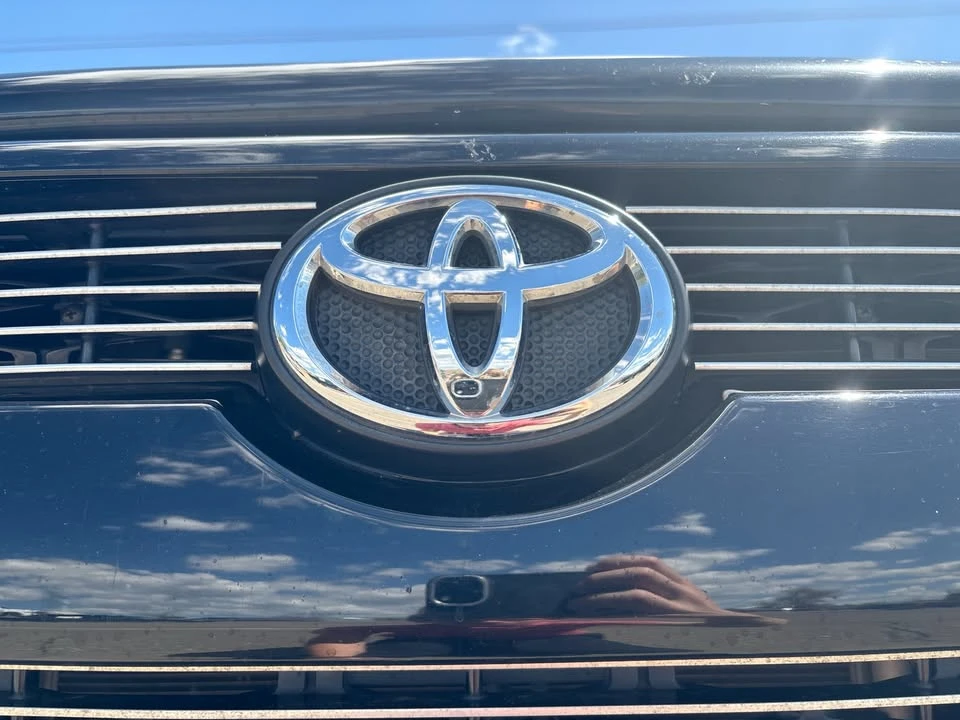 2018 Toyota 4Runner 5th Gen - Image 10 of 11
