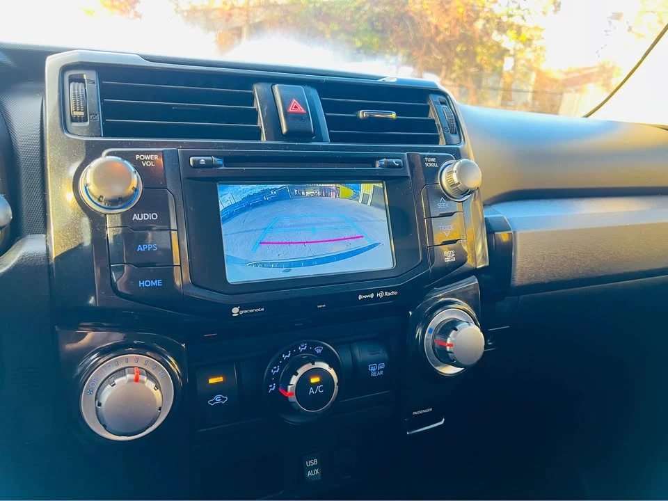 2018 Toyota 4Runner 5th Gen - Image 15 of 18