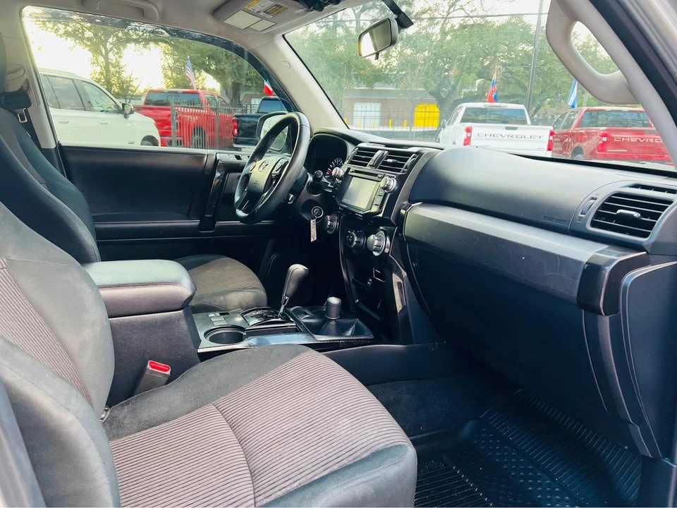 2018 Toyota 4Runner 5th Gen - Image 18 of 18