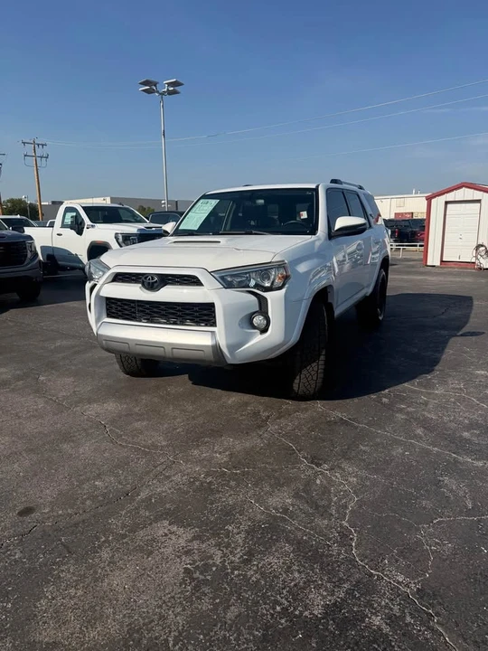 2018 Toyota 4Runner 5th Gen - Image 3 of 10