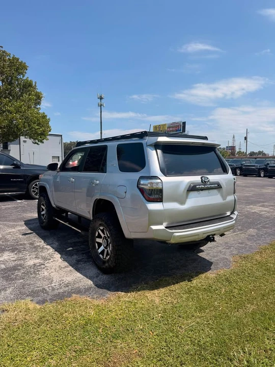 2018 Toyota 4Runner 5th Gen - Image 6 of 17