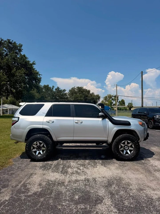 2018 Toyota 4Runner 5th Gen - Image 7 of 17