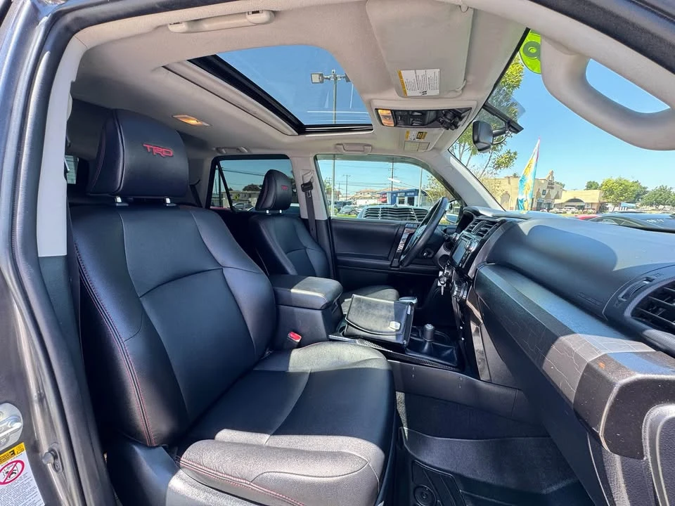 2018 Toyota 4Runner 5th Gen - Image 17 of 20