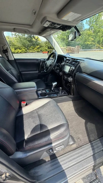 2018 Toyota 4Runner 5th Gen - Image 11 of 18