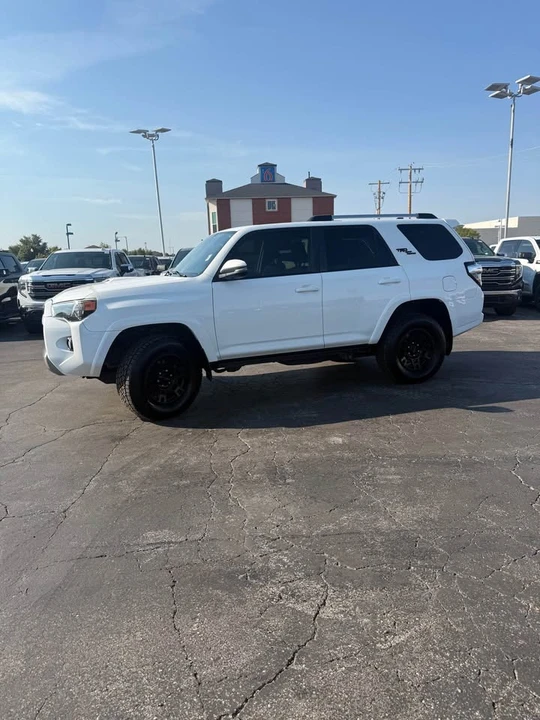 2018 Toyota 4Runner 5th Gen - Image 2 of 10