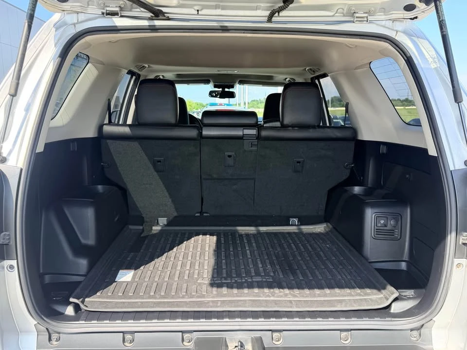 2018 Toyota 4Runner 5th Gen - Image 19 of 19