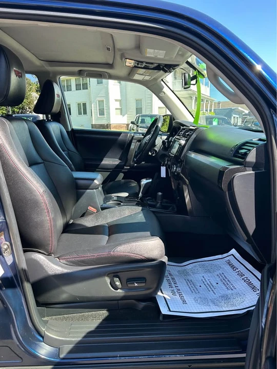 2018 Toyota 4Runner 5th Gen - Image 9 of 16