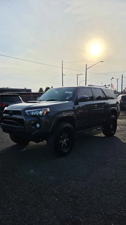 2018 Toyota 4Runner 5th Gen - Image 2 of 17