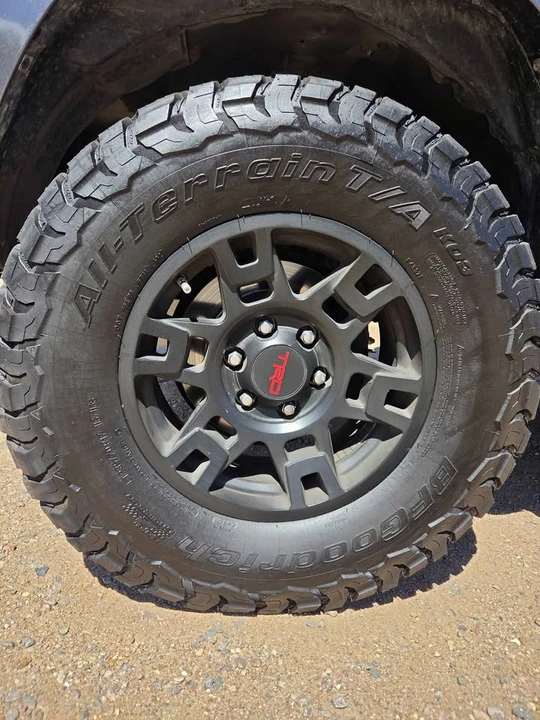 2018 Toyota 4Runner 5th Gen - Image 4 of 16