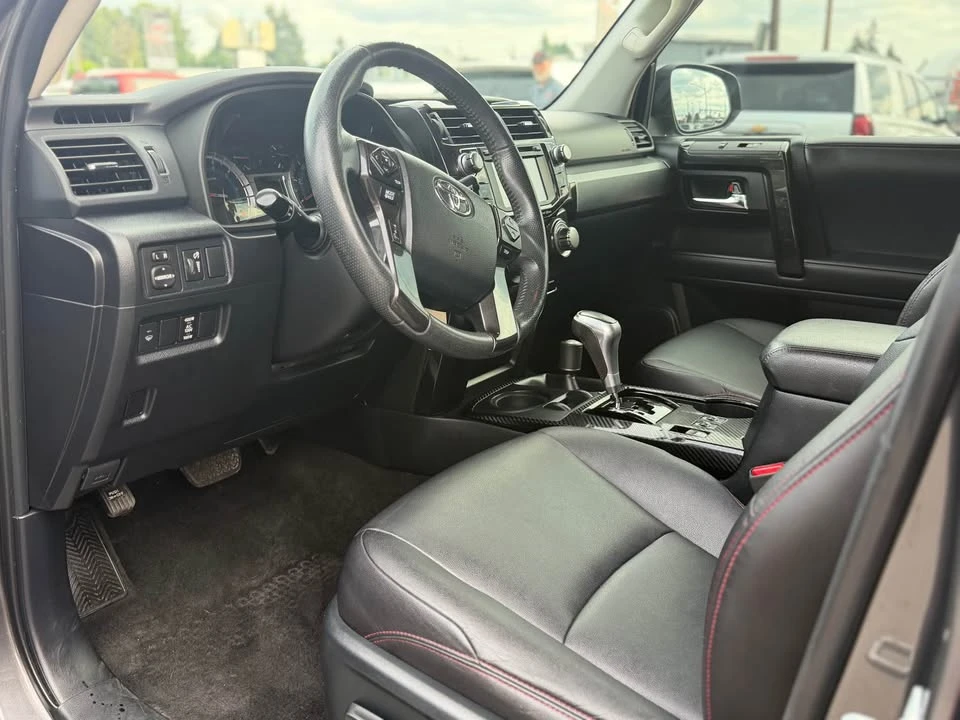 2018 Toyota 4Runner 5th Gen - Image 17 of 19