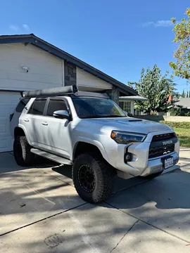 2018 Toyota 4Runner TRD Off-Road Premium Sport Utility 4D