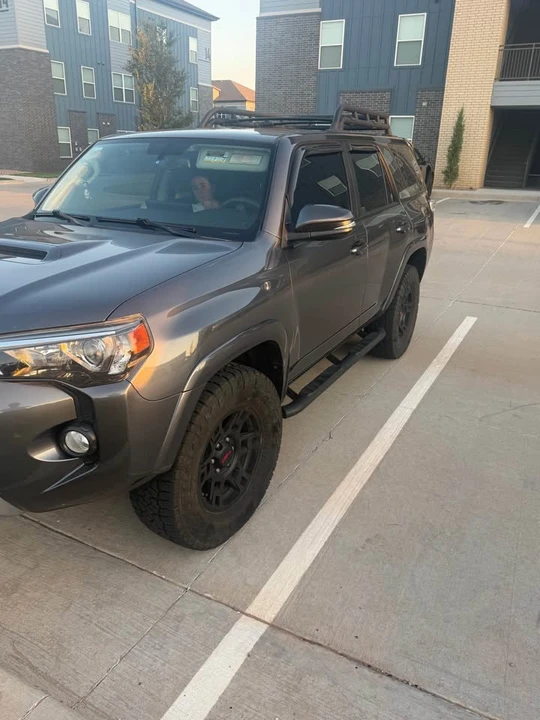 2018 Toyota 4Runner 5th Gen - Image 4 of 12