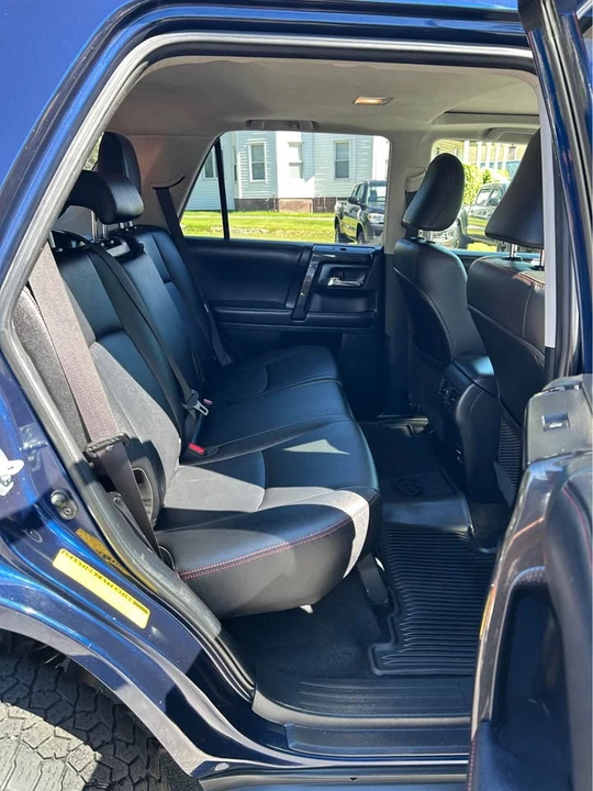 2018 Toyota 4Runner 5th Gen - Image 10 of 16